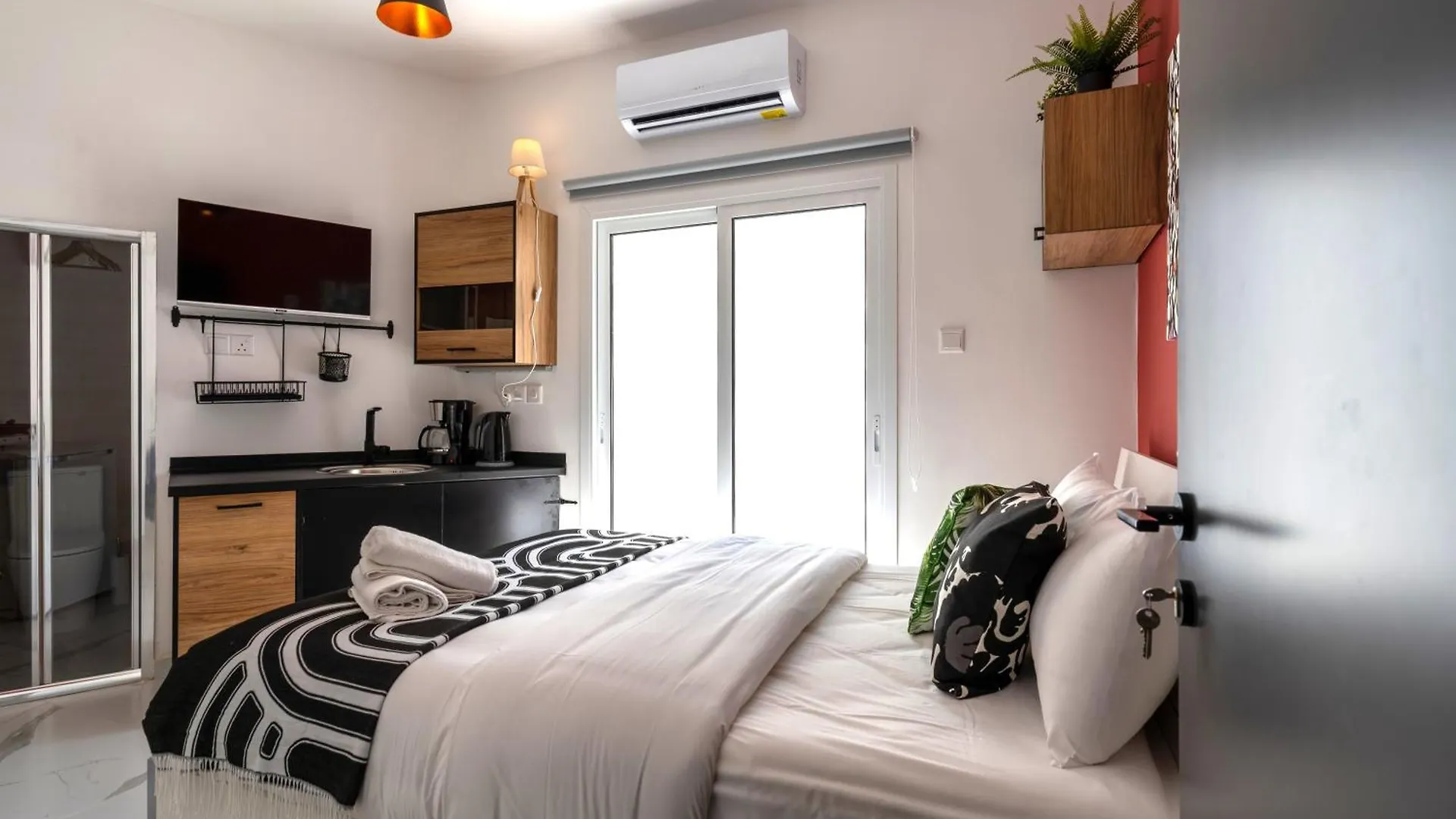 The Pop Art Residences & Studios In Larnaca