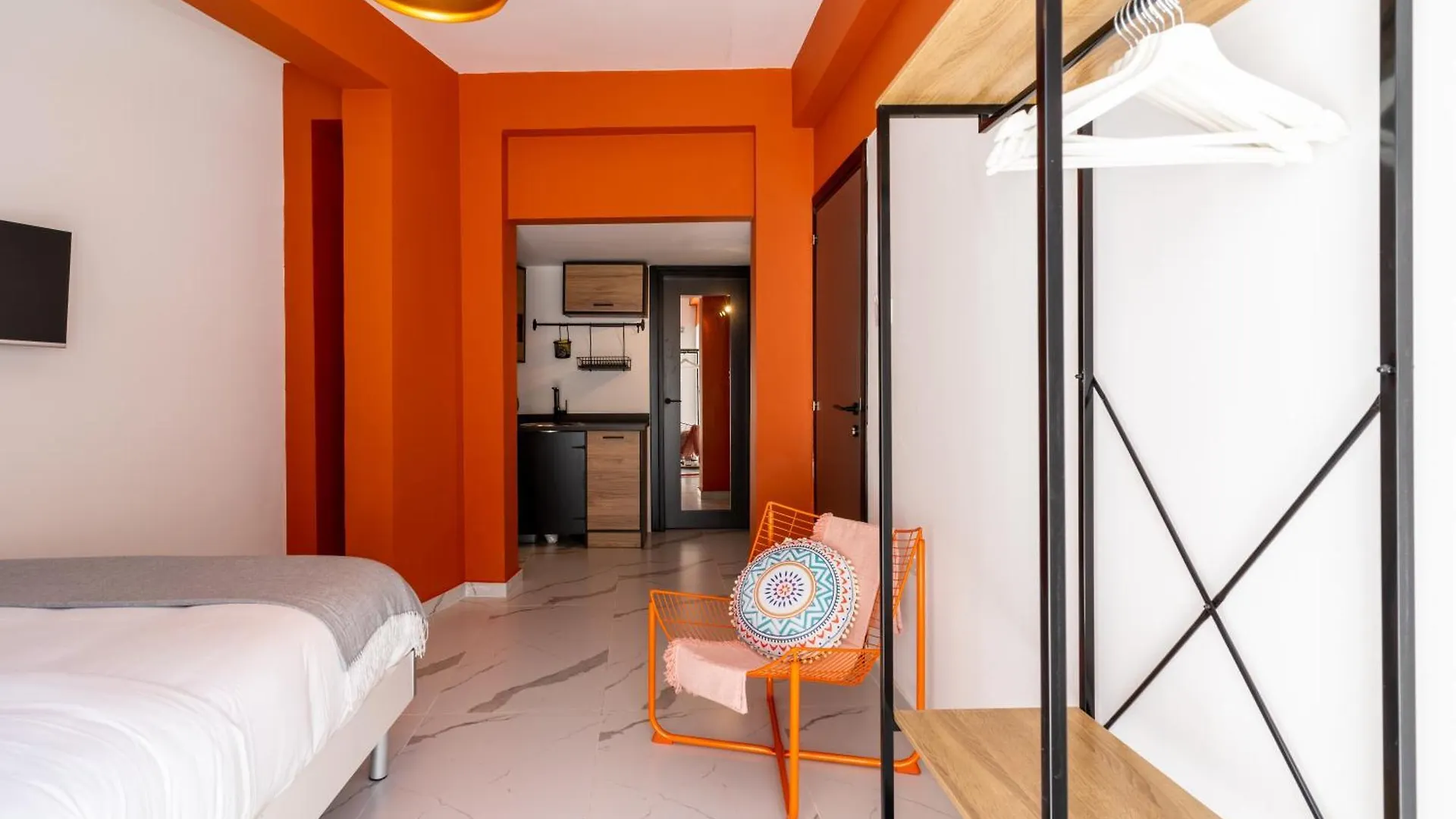 The Pop Art Residences & Studios In Larnaca