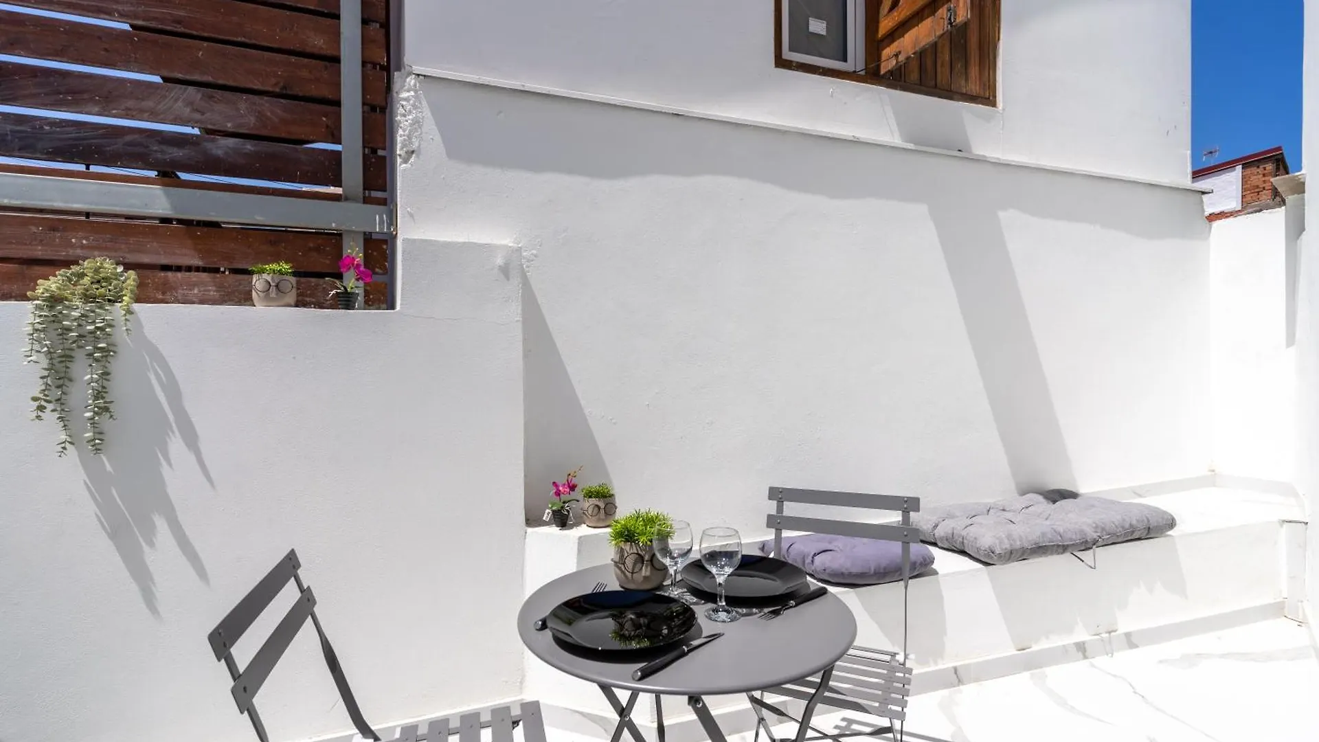Apartment The Pop Art Residences & Studios In Larnaca Cyprus