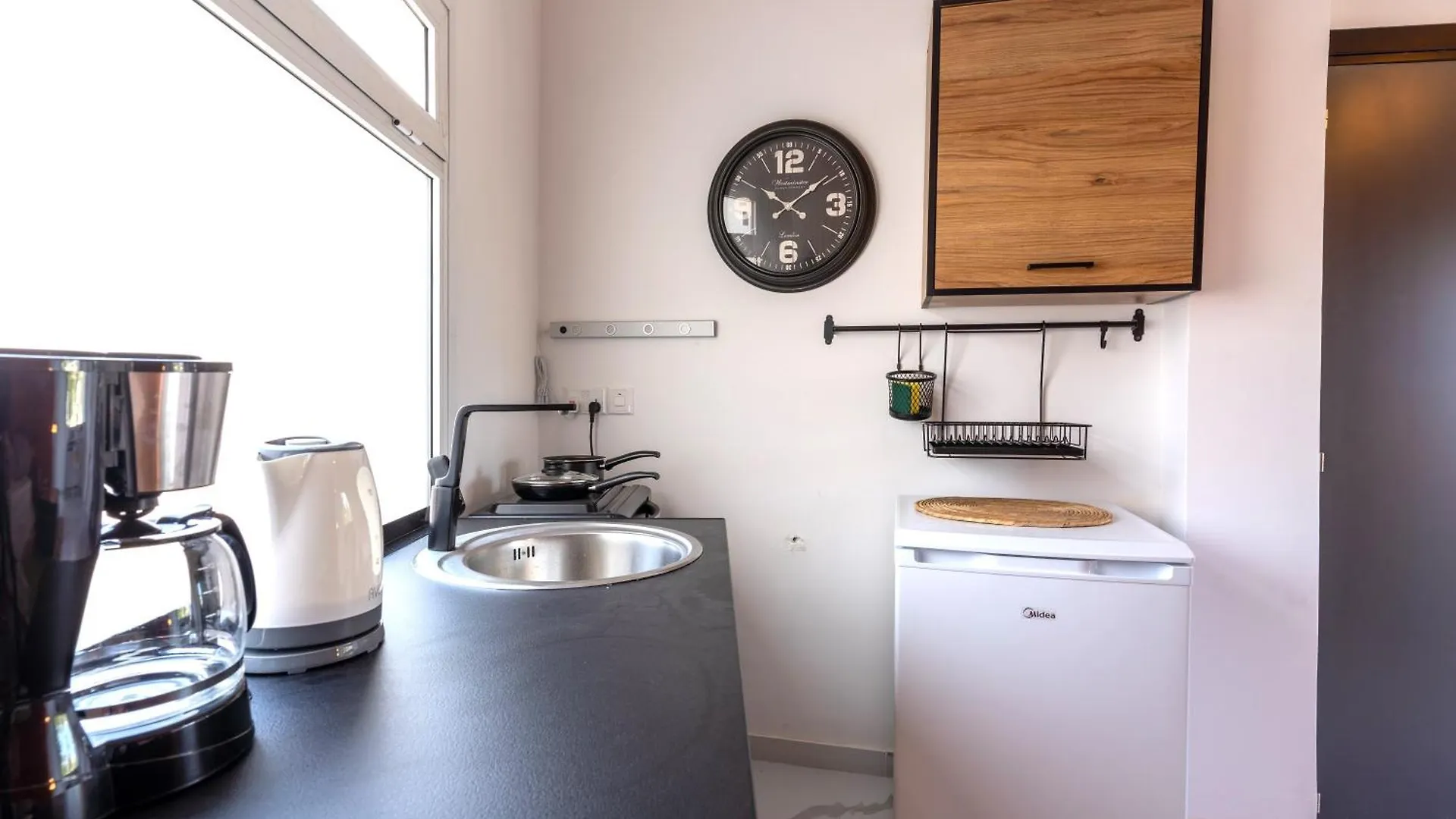 Apartment The Pop Art Residences & Studios In Larnaca
