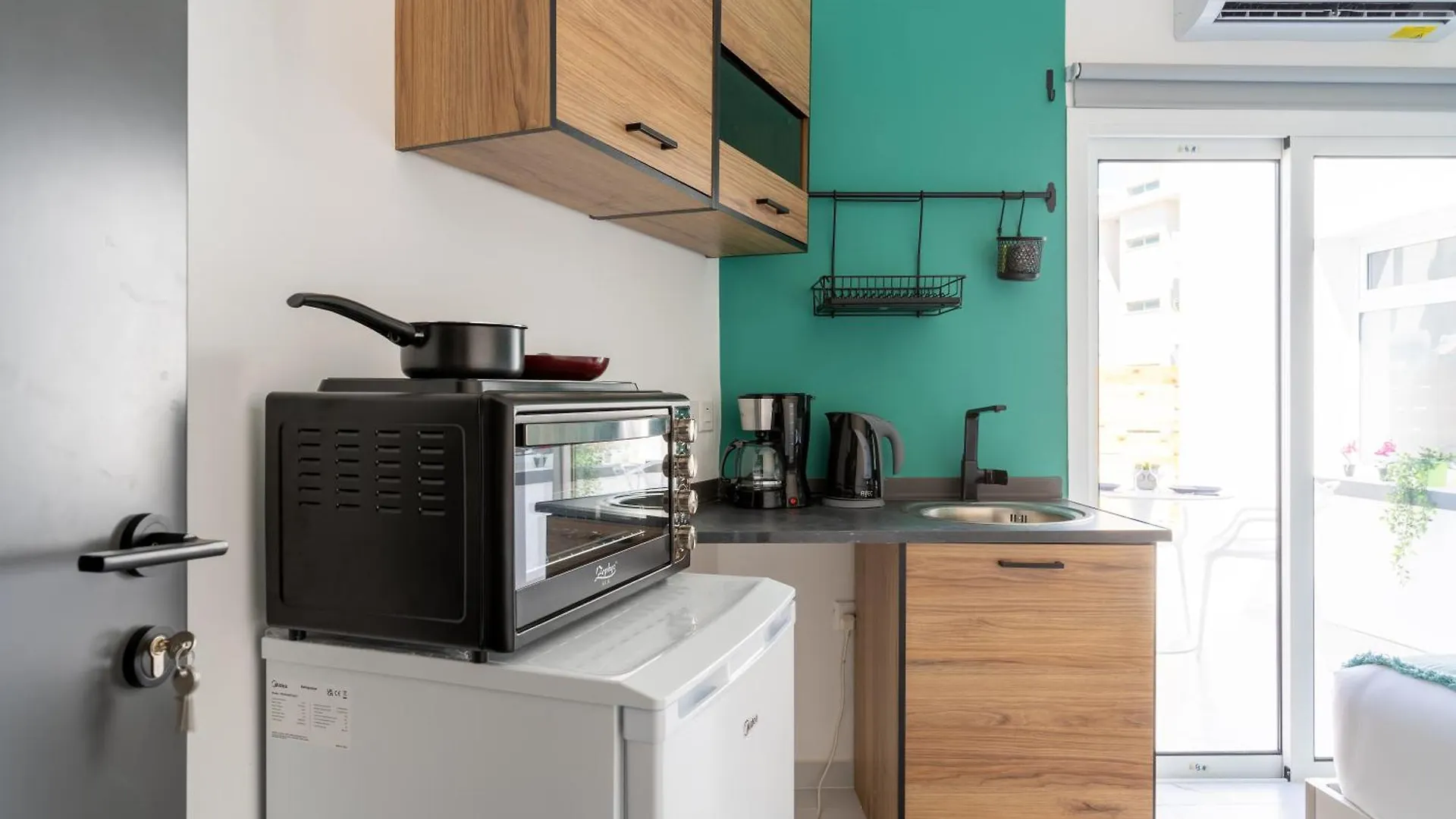 The Pop Art Residences & Studios In Larnaca Apartment