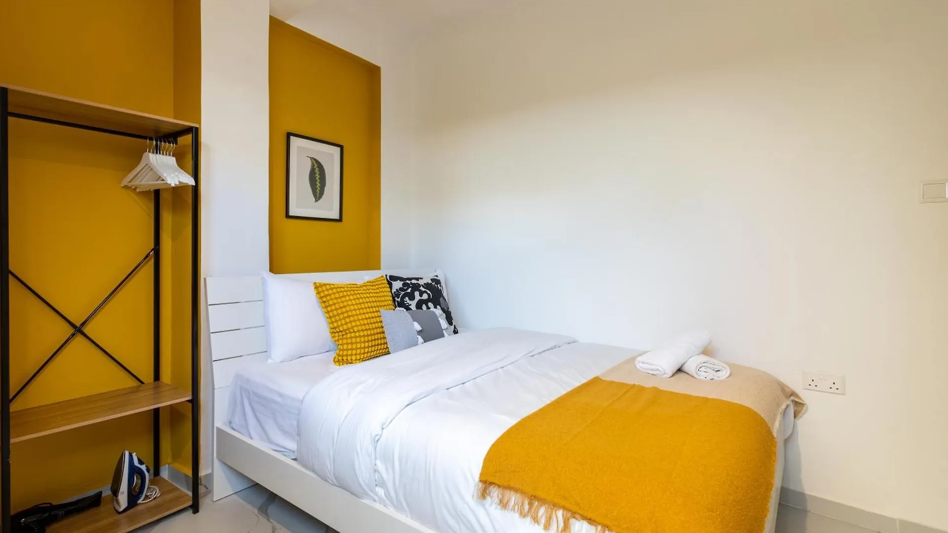 The Pop Art Residences & Studios In Larnaca Apartment