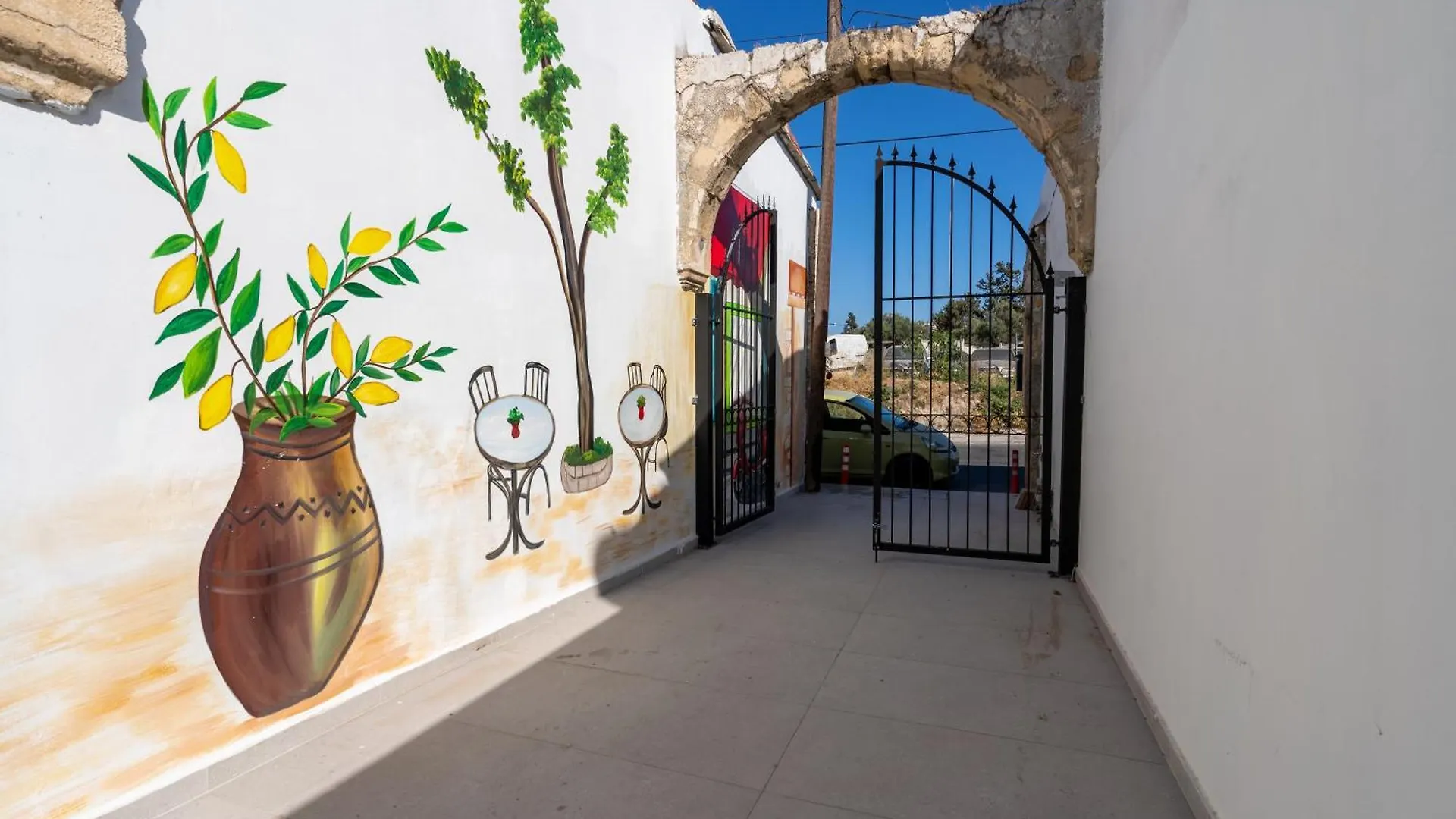 The Pop Art Residences & Studios In Larnaca