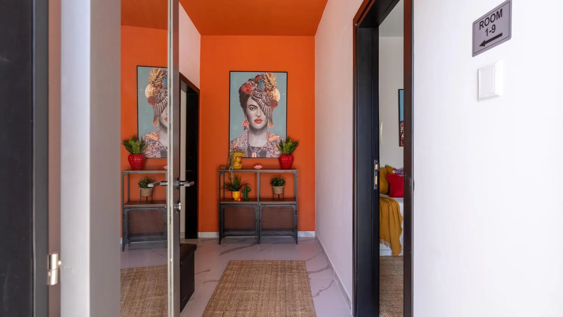 The Pop Art Residences & Studios In Larnaca 0*,