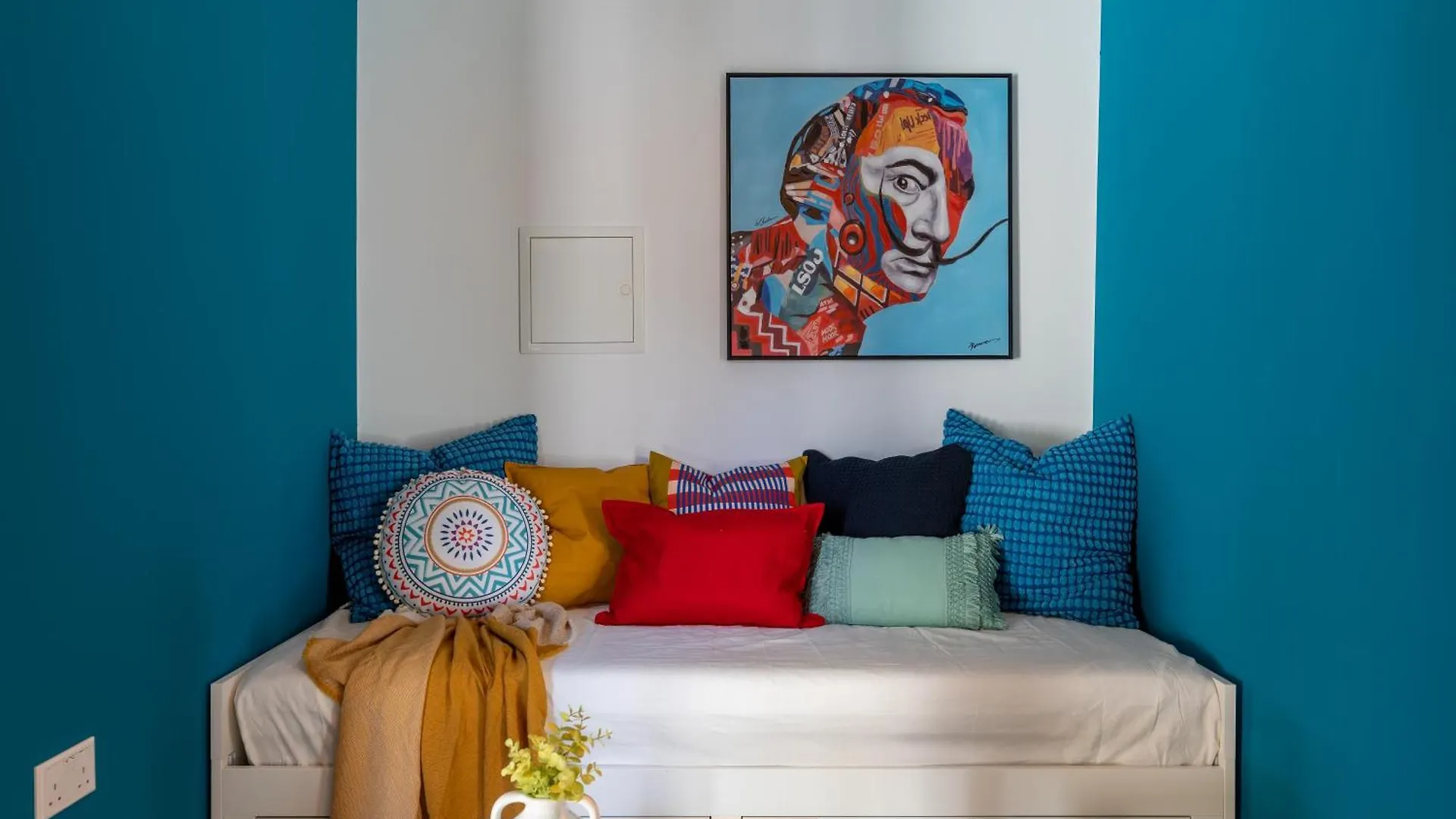 Apartment The Pop Art Residences & Studios In Larnaca Cyprus